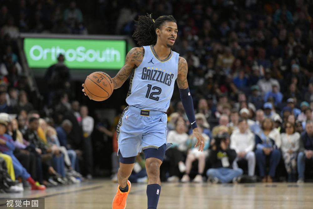 场上的首次 场上的首次